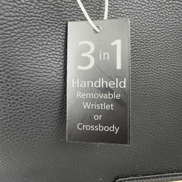 Vintage Andrew Marc black leather gold tone hardware with adjustable strap bag - Picture 4 of 13